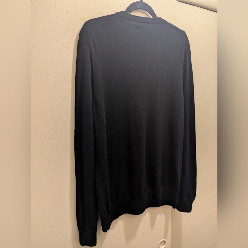 *Flawed* Everlane Men's Black V-Neck Long Sleeve 100% Cashmere Sweater- L - Picture 7 of 14